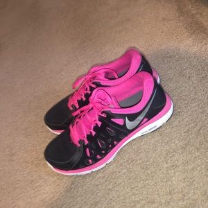 Nike Women Dual Fusion Run 4